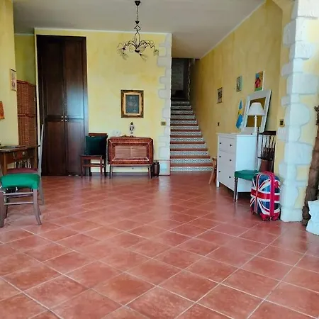 House Loary Giovinazzo